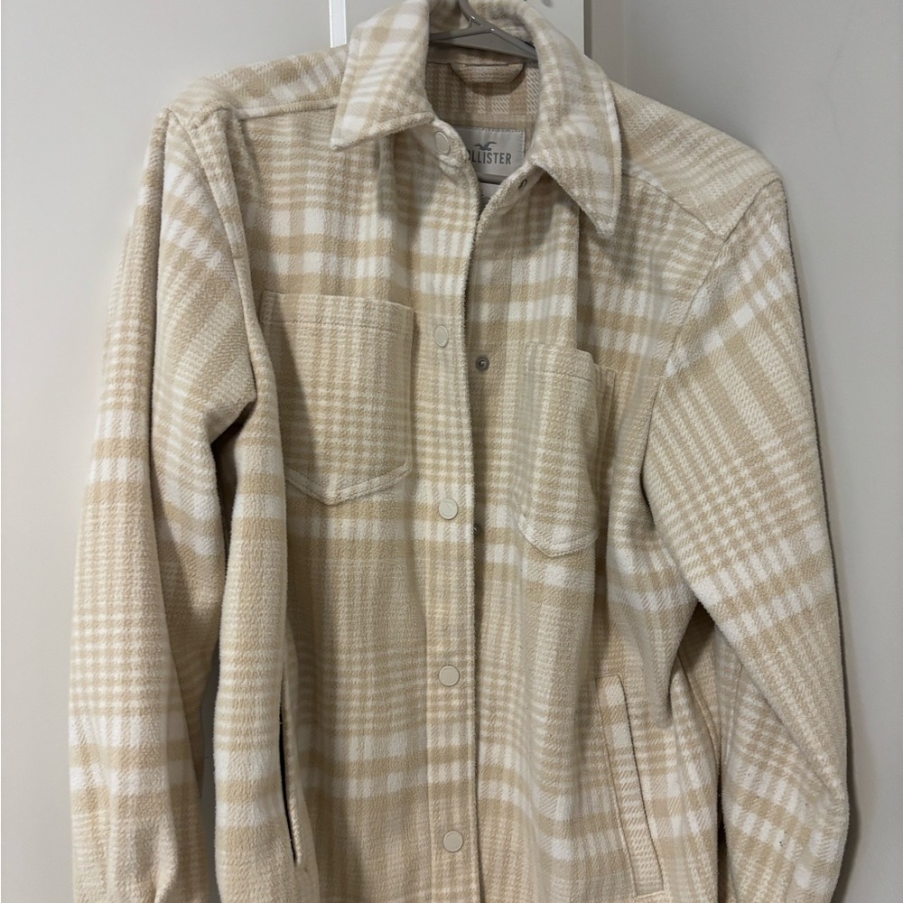 Hollister Women's Cream Plaid Jacket